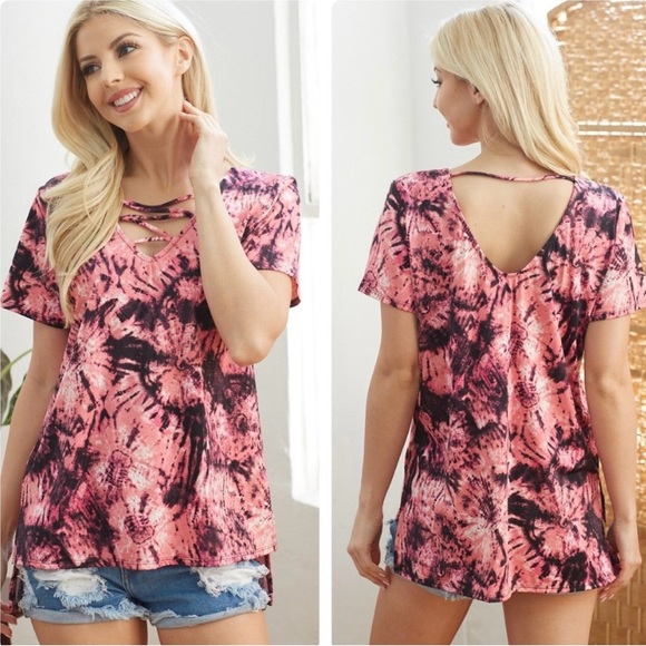 CY Fashion Tops - Tie Dye Print Short Sleeve High-Low Cage Detail Open V-Shaped Back Top